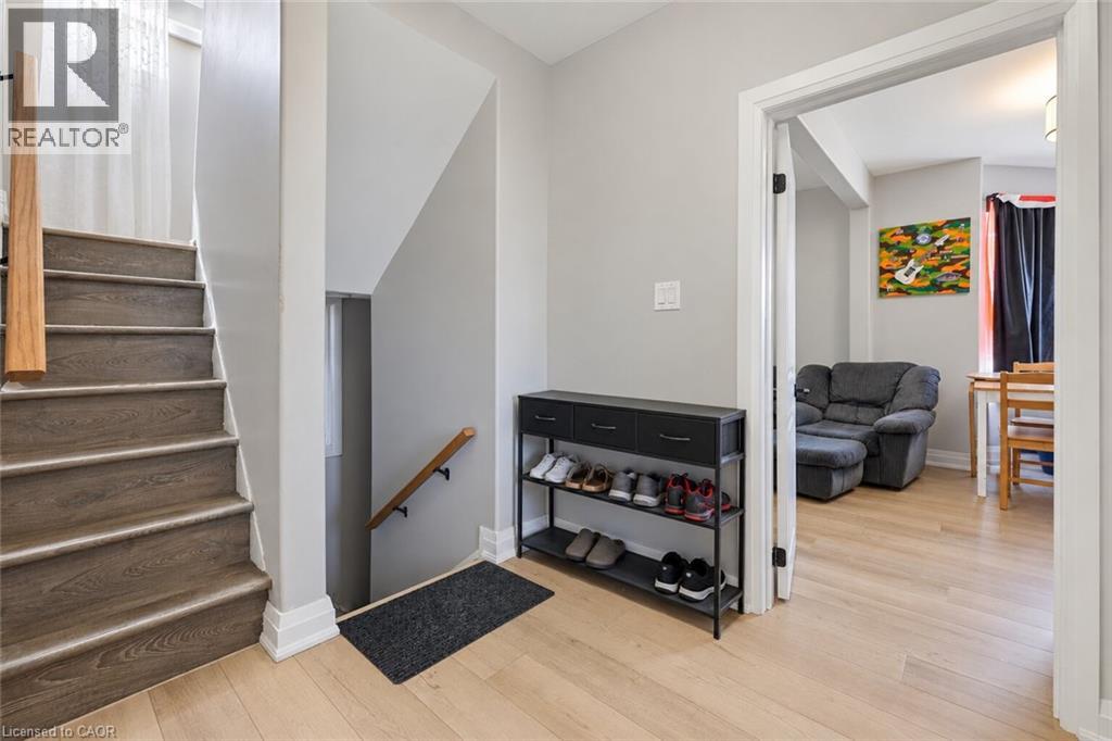 106 Barnesdale Avenue N, Hamilton, Ontario  L8L 6S5 - Photo 29 - 40861525