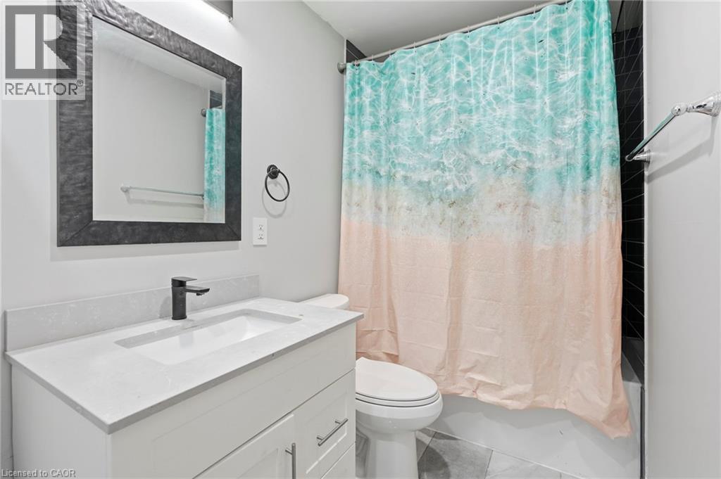 106 Barnesdale Avenue N, Hamilton, Ontario  L8L 6S5 - Photo 9 - 40861525