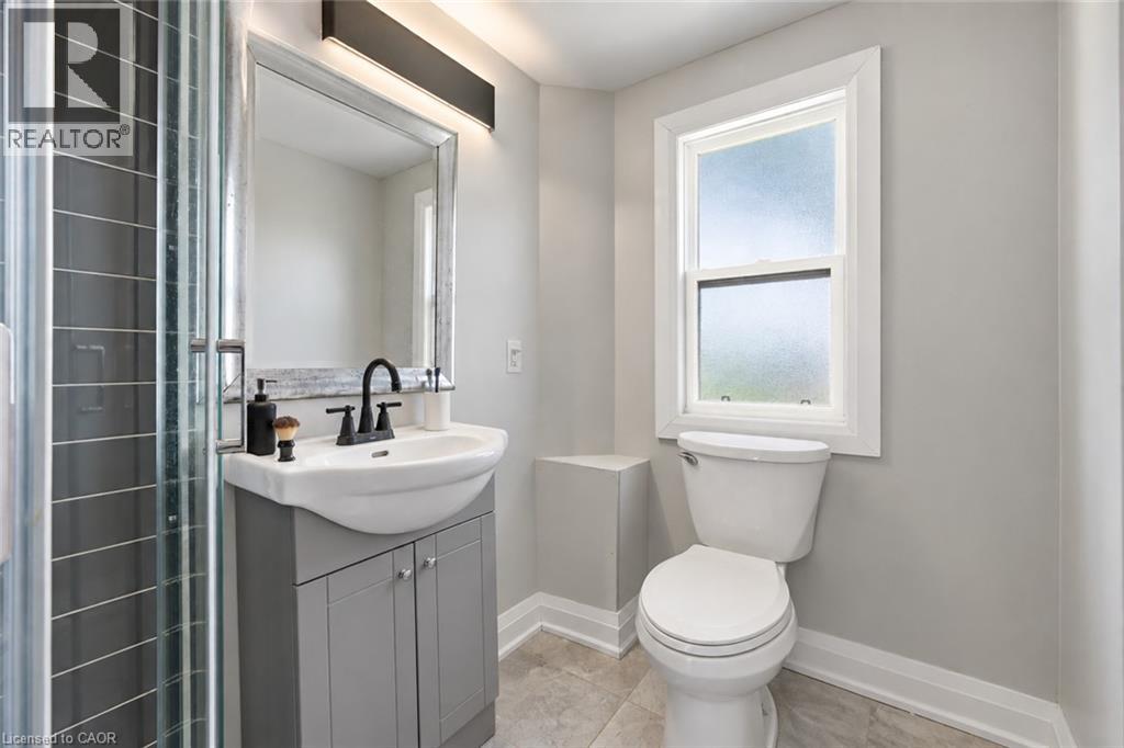 106 Barnesdale Avenue N, Hamilton, Ontario  L8L 6S5 - Photo 17 - 40861525