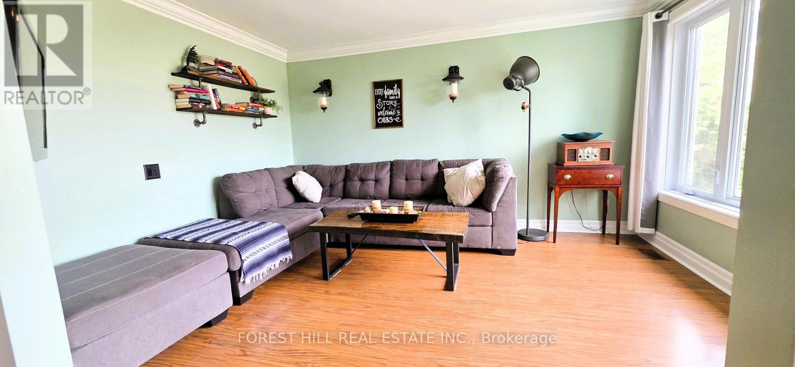 4 Karen Crescent, Orillia, Ontario  L3V 3H1 - Photo 11 - S13752718