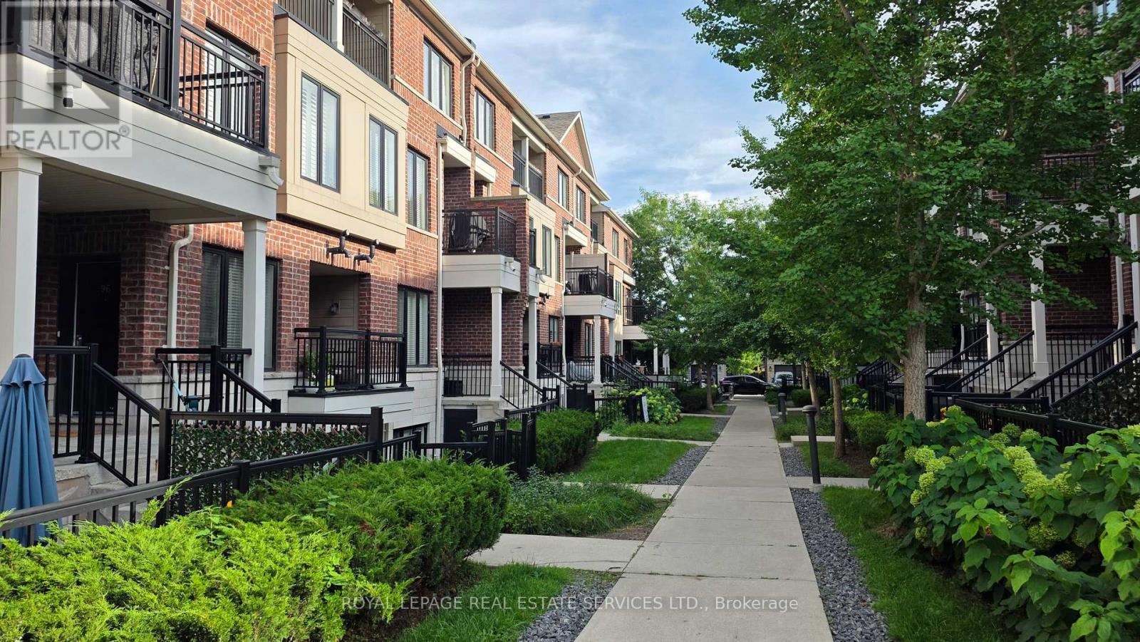 101 - 30 CARNATION AVENUE, Toronto, Ontario