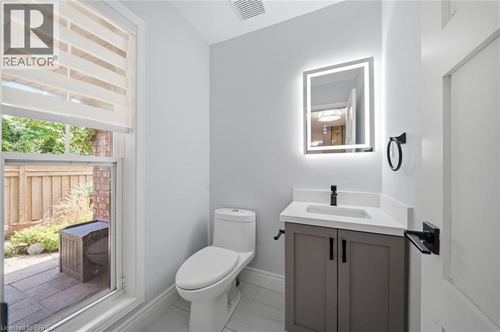 40 Premier Road, Waterdown, Ontario  L8B 0K7 - Photo 11 - 40861186