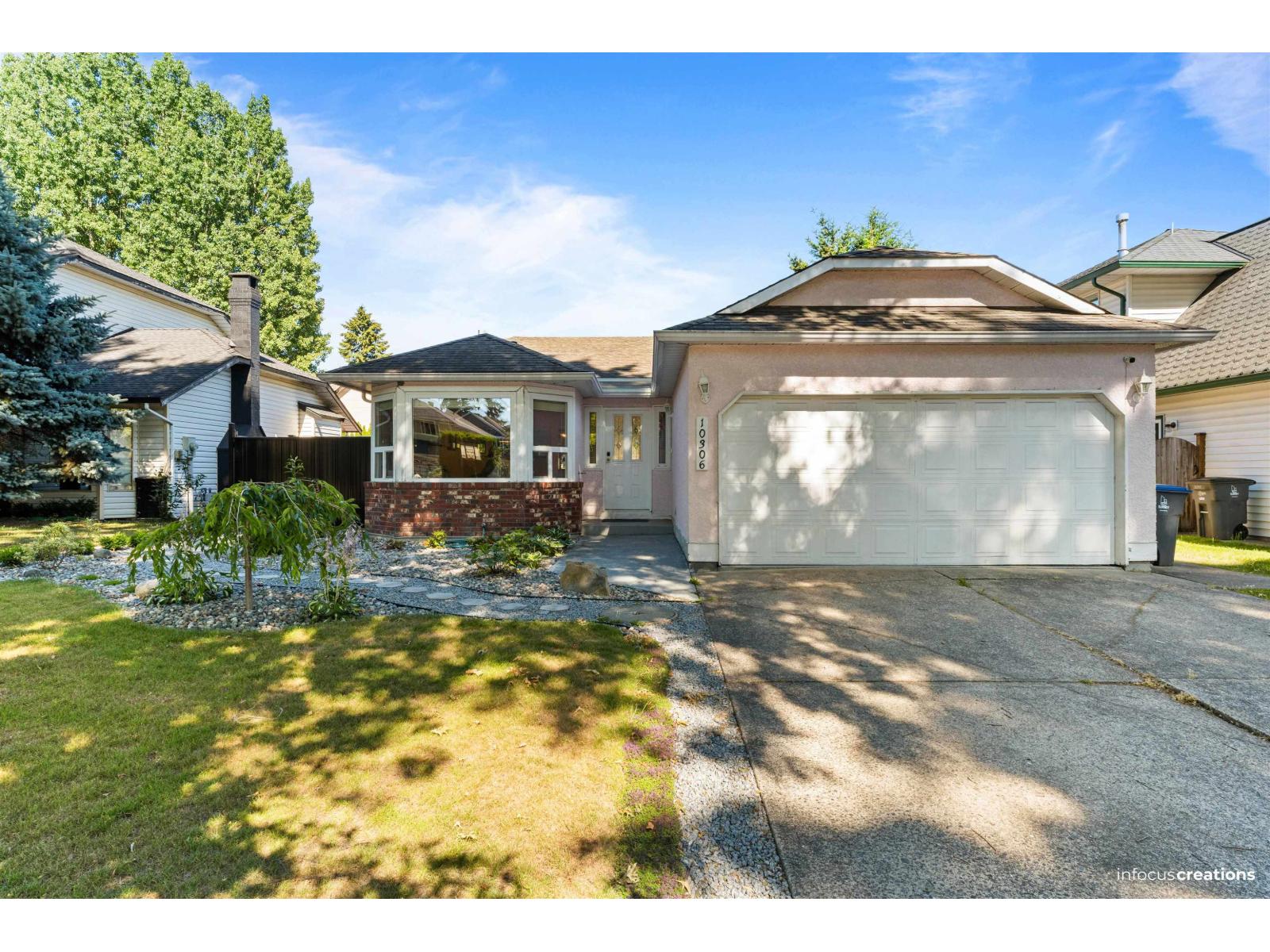 10306 167 STREET, surrey, British Columbia