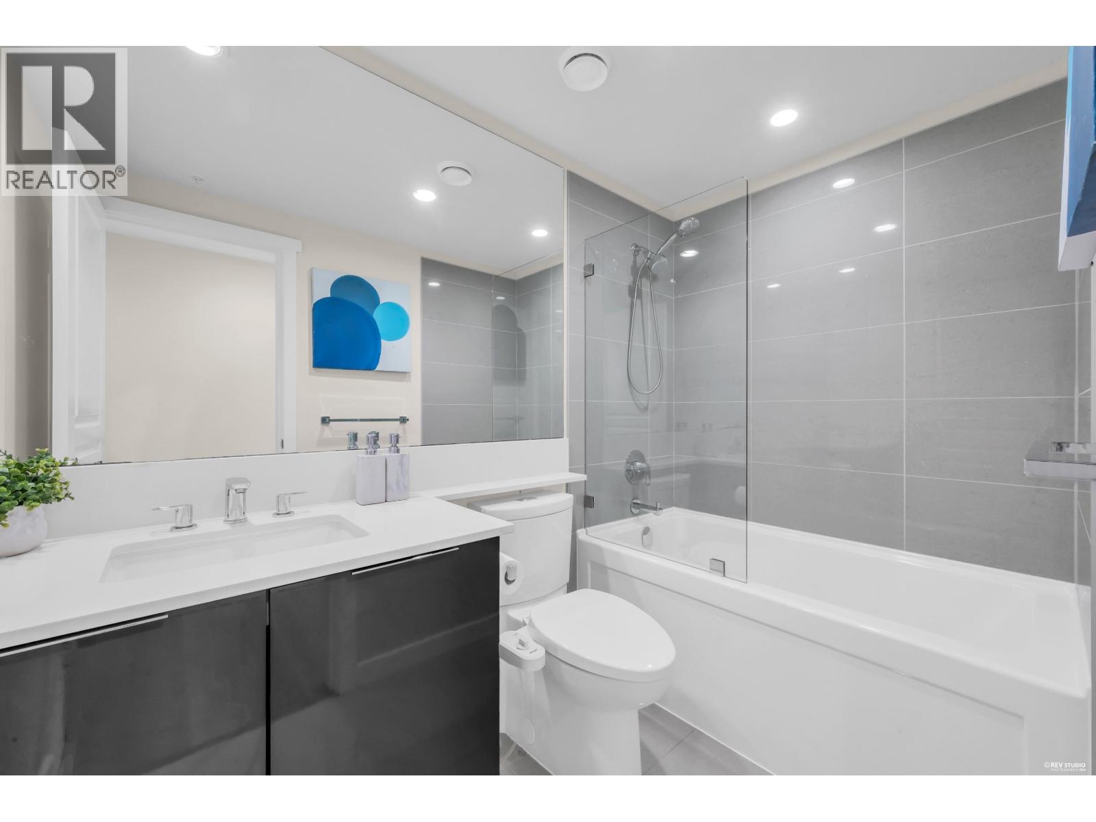 305 3100 Windsor Gate, Coquitlam, British Columbia  V3B 0P3 - Photo 21 - R3162402