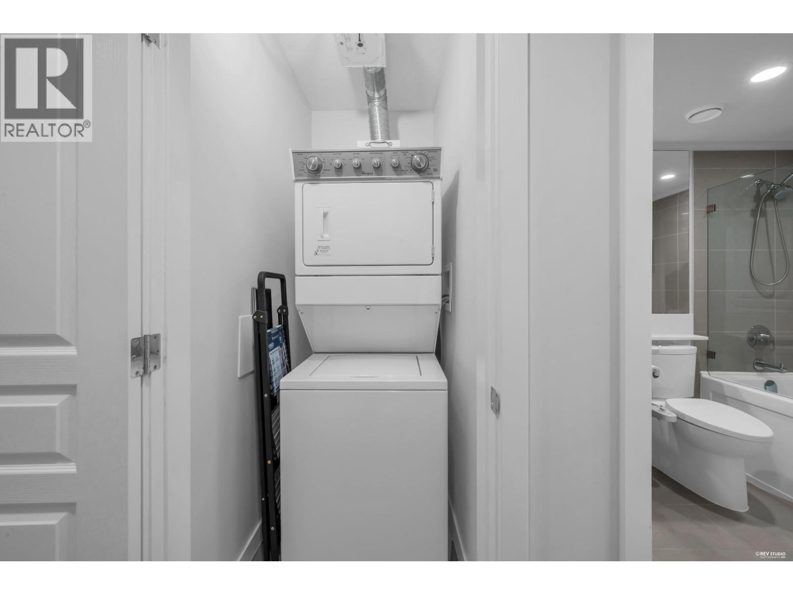 305 3100 Windsor Gate, Coquitlam, British Columbia  V3B 0P3 - Photo 23 - R3162402