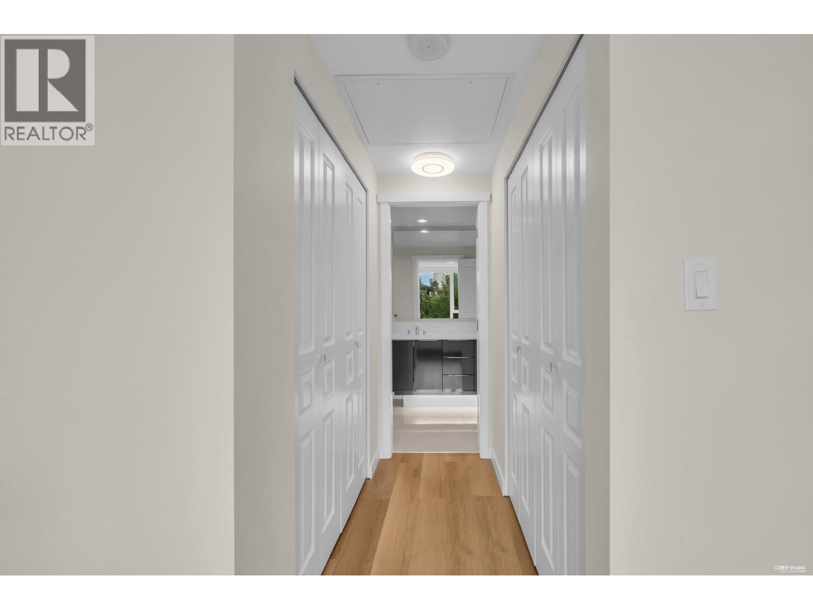 305 3100 Windsor Gate, Coquitlam, British Columbia  V3B 0P3 - Photo 19 - R3162402