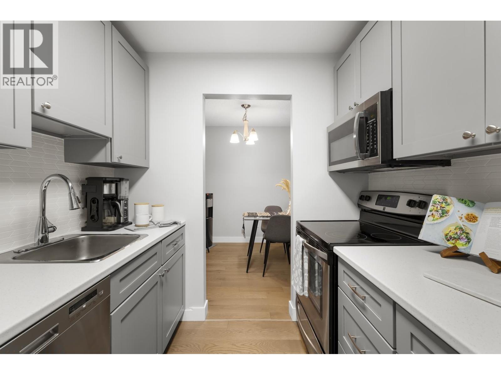 113 9620 Manchester Drive, Burnaby, British Columbia  V3N 4R2 - Photo 18 - R3162190