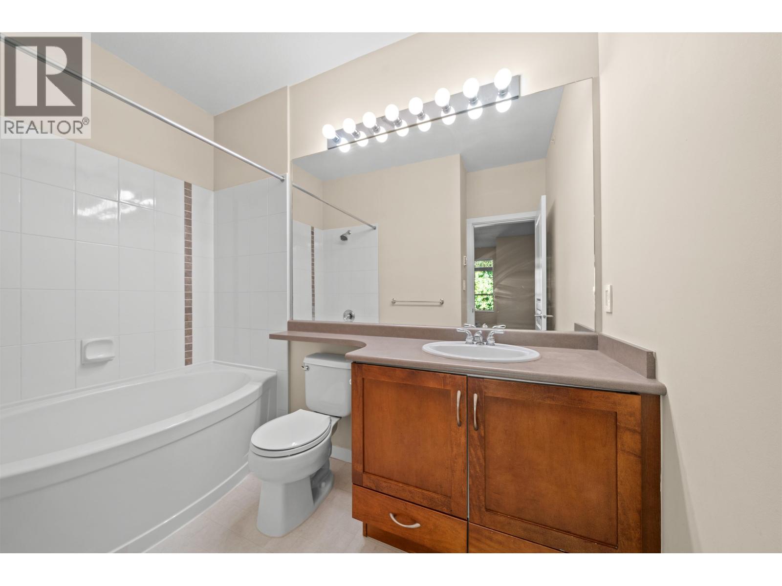 404 2969 Whisper Way, Coquitlam, British Columbia  V3E 3S8 - Photo 18 - R3162662