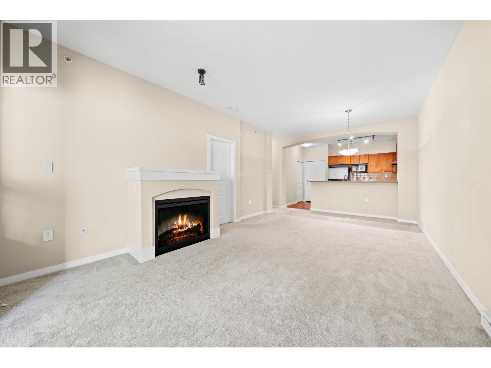 404 2969 Whisper Way, Coquitlam, British Columbia  V3E 3S8 - Photo 7 - R3162662