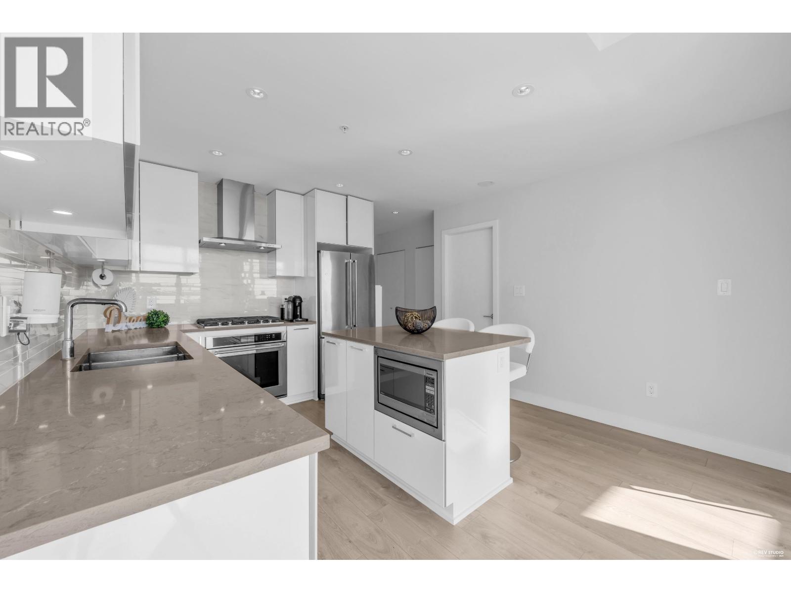 3802 1788 Gilmore Avenue, Burnaby, British Columbia  V5C 0L5 - Photo 11 - R3162674