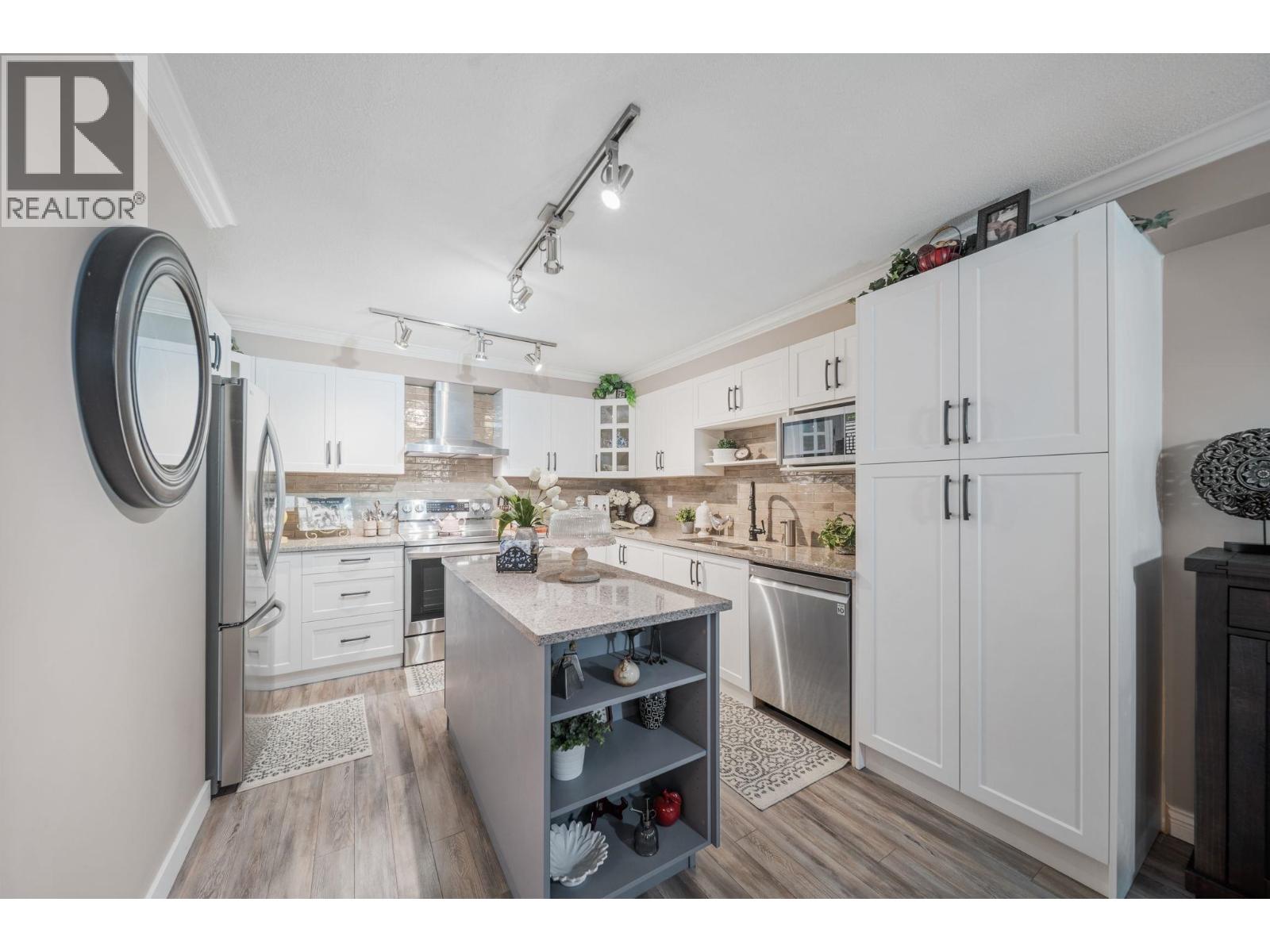 302 160 Shoreline Circle, Port Moody, British Columbia  V3H 0B2 - Photo 9 - R3162677