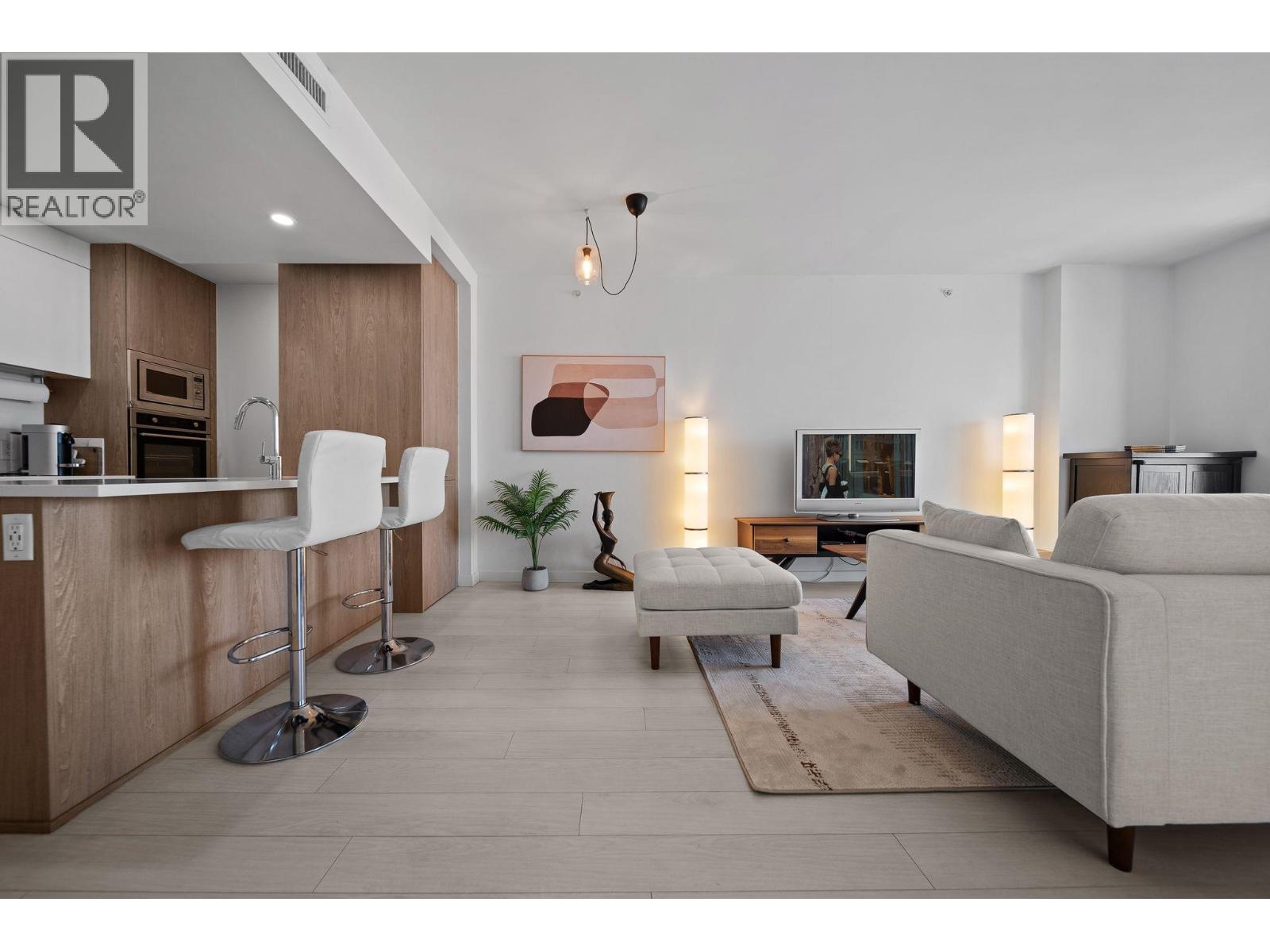 1911 285 E 10th Avenue, Vancouver, British Columbia  V5T 0H6 - Photo 3 - R3162686