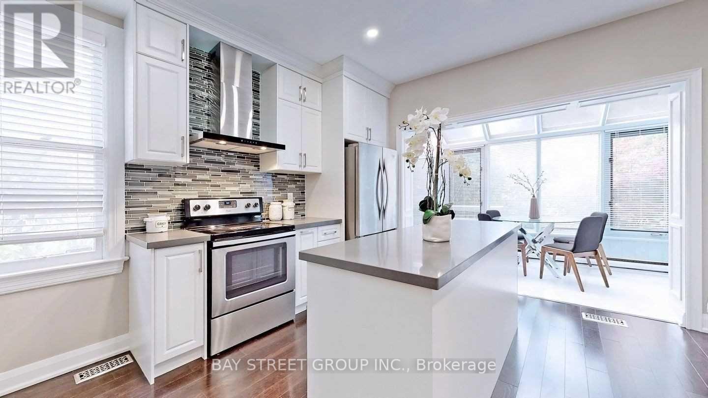 20 Bowood Avenue, Toronto, Ontario  M4N 1Y4 - Photo 13 - C13753482