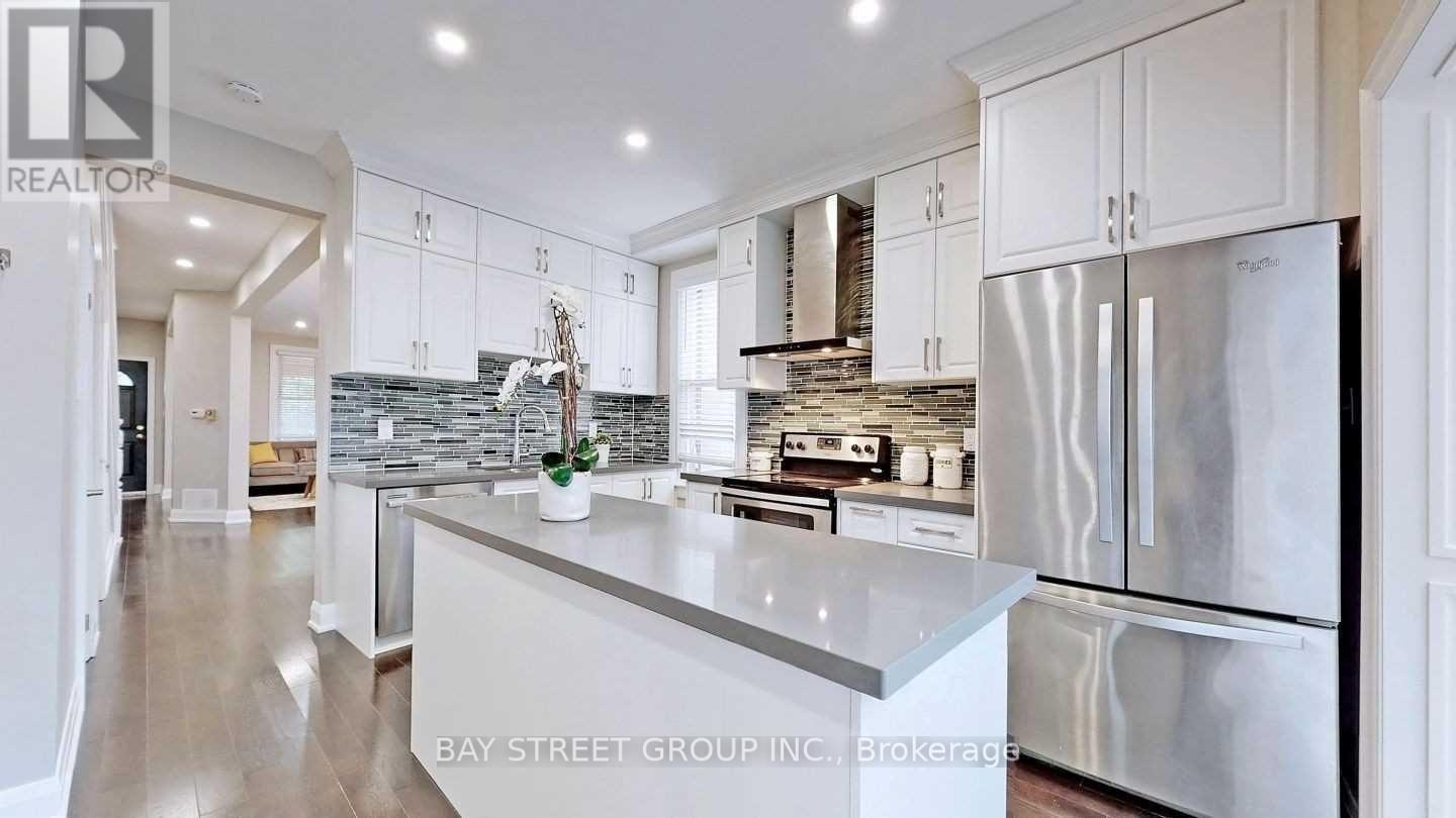 20 Bowood Avenue, Toronto, Ontario  M4N 1Y4 - Photo 14 - C13753482
