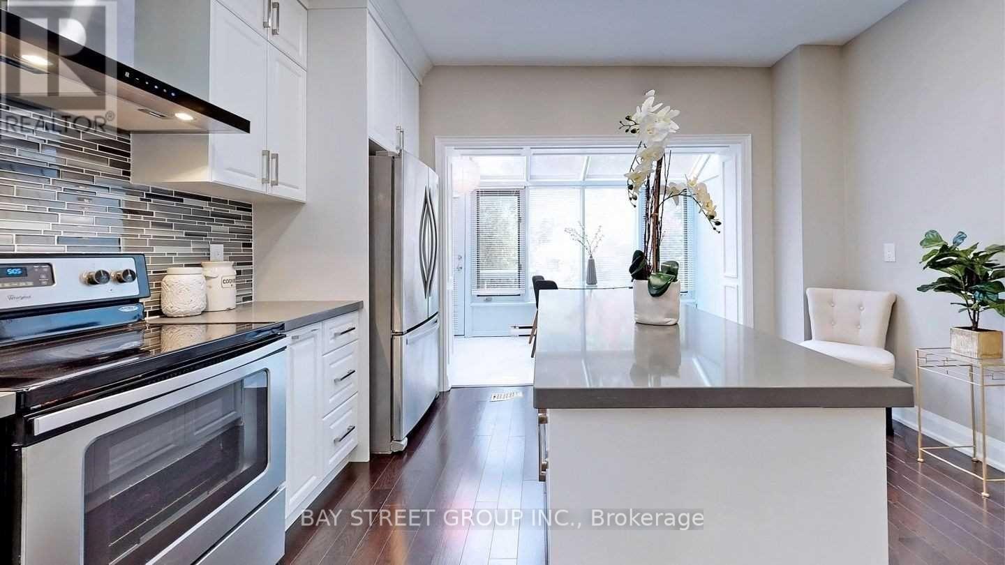 20 Bowood Avenue, Toronto, Ontario  M4N 1Y4 - Photo 18 - C13753482