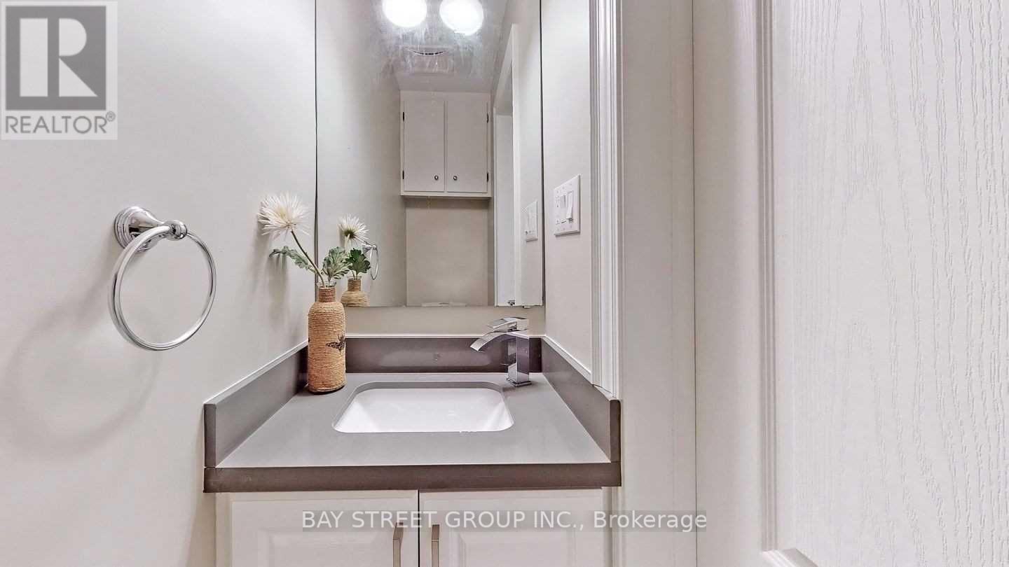 20 Bowood Avenue, Toronto, Ontario  M4N 1Y4 - Photo 21 - C13753482