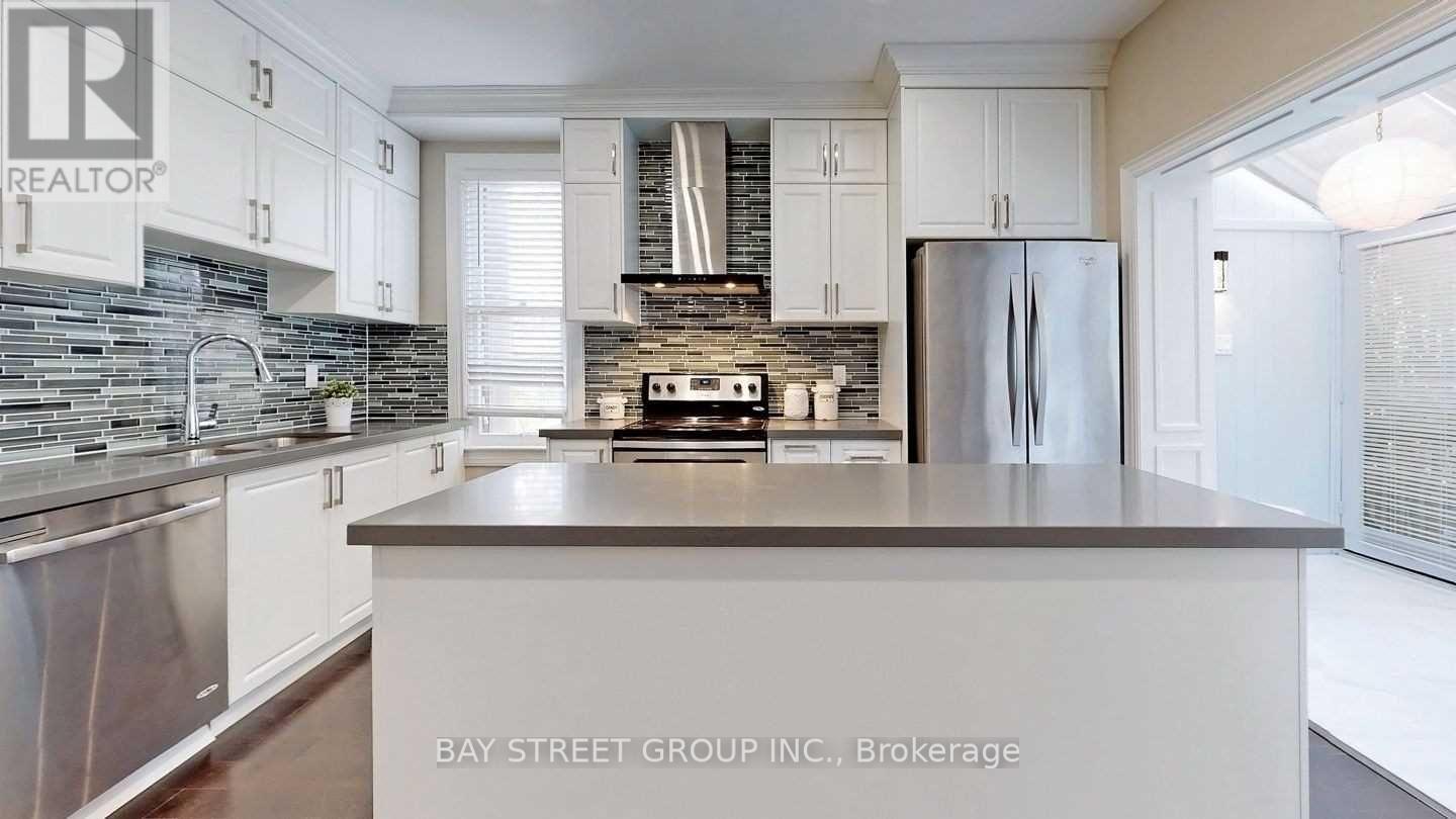 20 Bowood Avenue, Toronto, Ontario  M4N 1Y4 - Photo 15 - C13753482