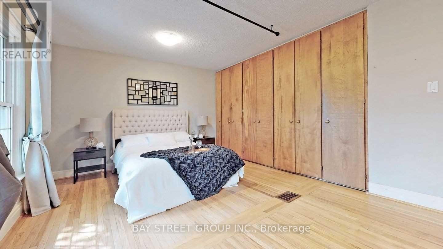 20 Bowood Avenue, Toronto, Ontario  M4N 1Y4 - Photo 23 - C13753482