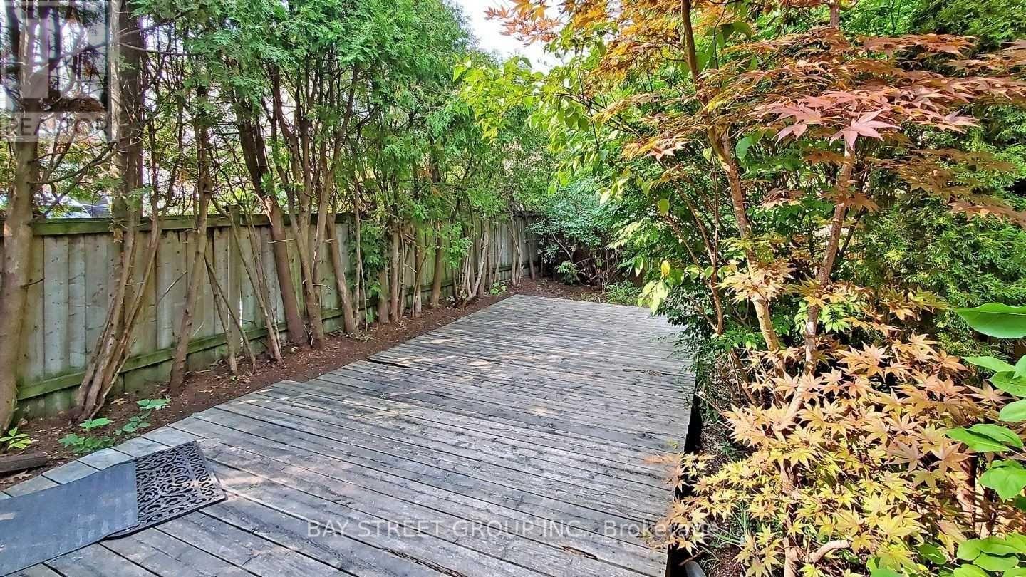 20 Bowood Avenue, Toronto, Ontario  M4N 1Y4 - Photo 39 - C13753482
