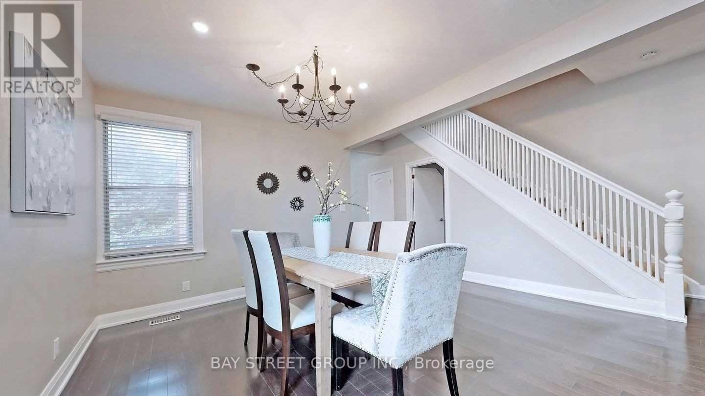 20 Bowood Avenue, Toronto, Ontario  M4N 1Y4 - Photo 9 - C13753482