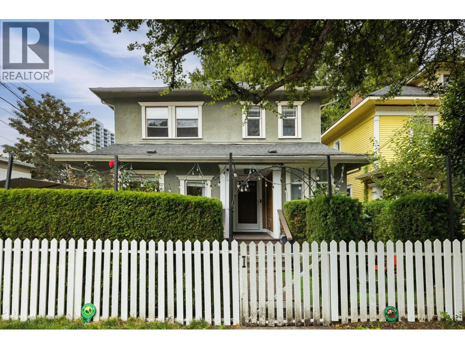 971 NICOLA STREET, vancouver, British Columbia