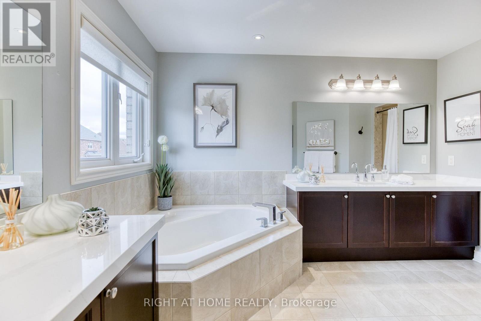 59 Paisley Green Avenue, Caledon, Ontario  L7C 3R9 - Photo 24 - W13757264