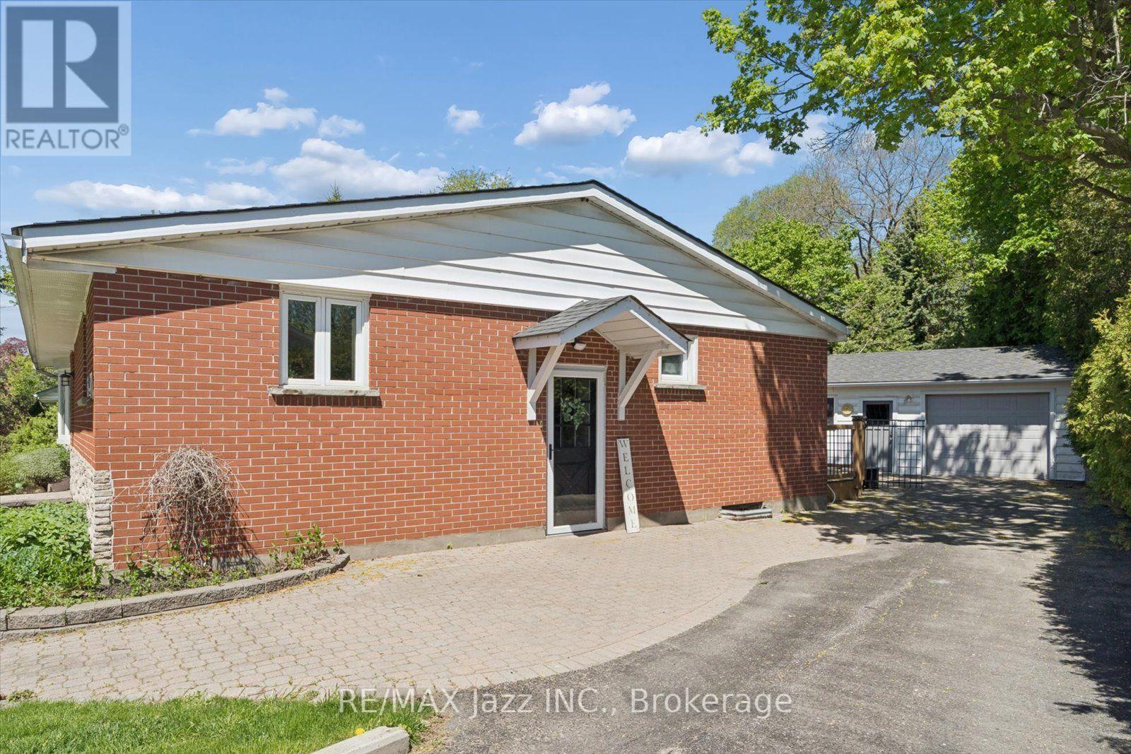 364 King Street E, Clarington, Ontario  L1C 3K5 - Photo 4 - E13755772