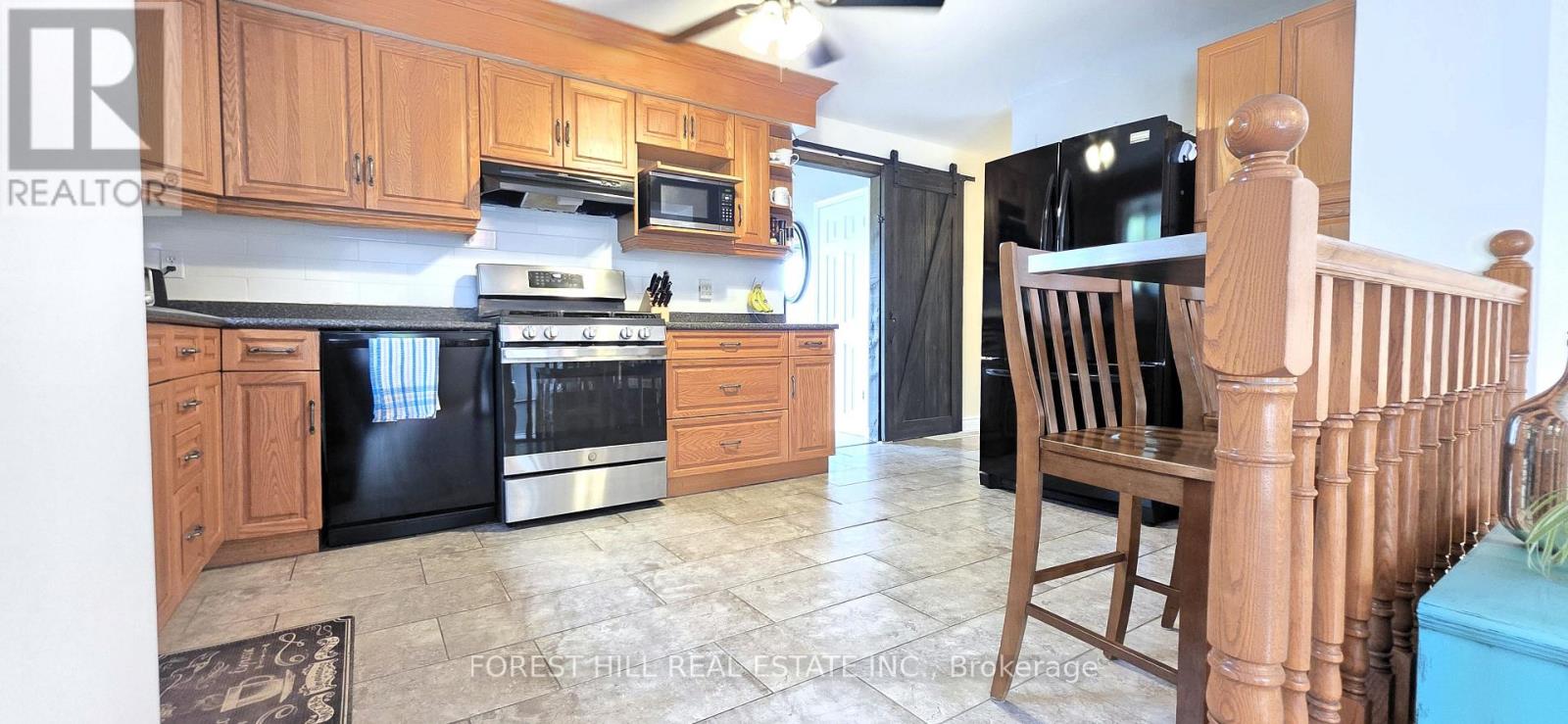 4 Karen Crescent, Orillia, Ontario L3V 3H1 - Photo 8 - S13752718