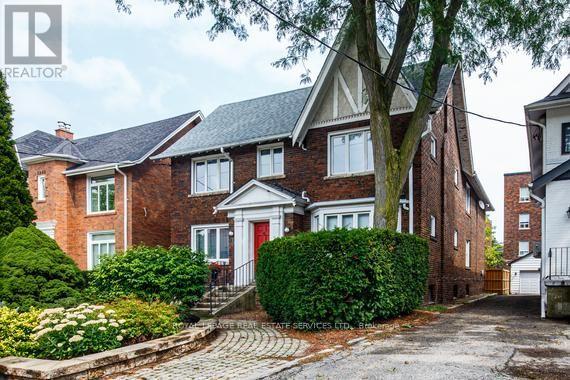 SECOND FL. - 11 HIGHBOURNE ROAD, Toronto, Ontario