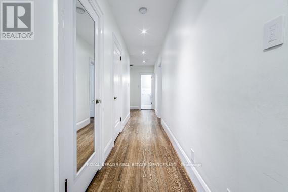 Second Fl. - 11 Highbourne Road, Toronto, Ontario  M5P 2J1 - Photo 22 - C13757330