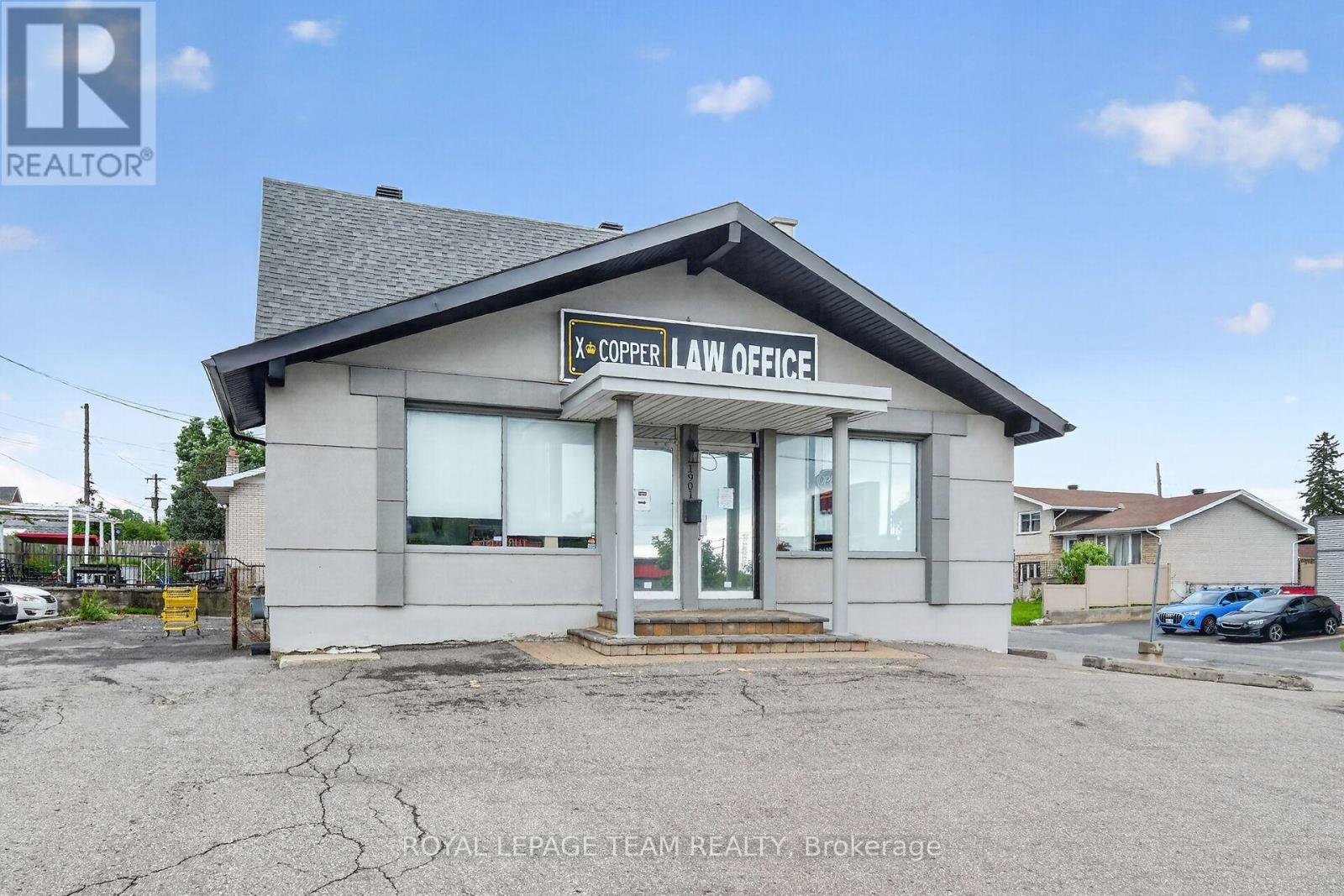1901 Bank Street, Ottawa, Ontario  K1V 8A1 - Photo 2 - X13756446