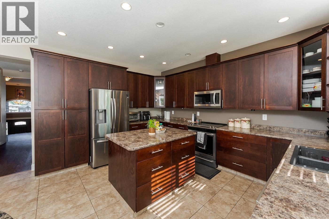 1115 Abruzzi Place, Prince George, British Columbia  V2N 0B7 - Photo 8 - R3161875
