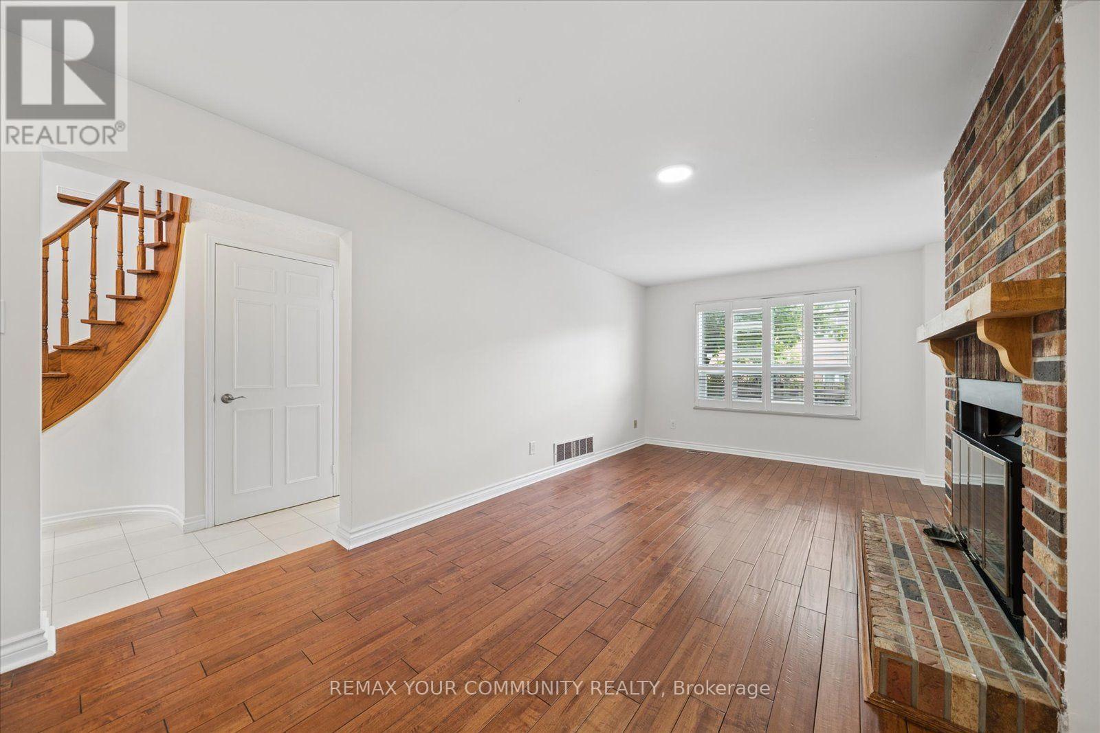 102 Edmund Seager Drive, Vaughan, Ontario L4J 4S8 - Photo 12 - N13757292