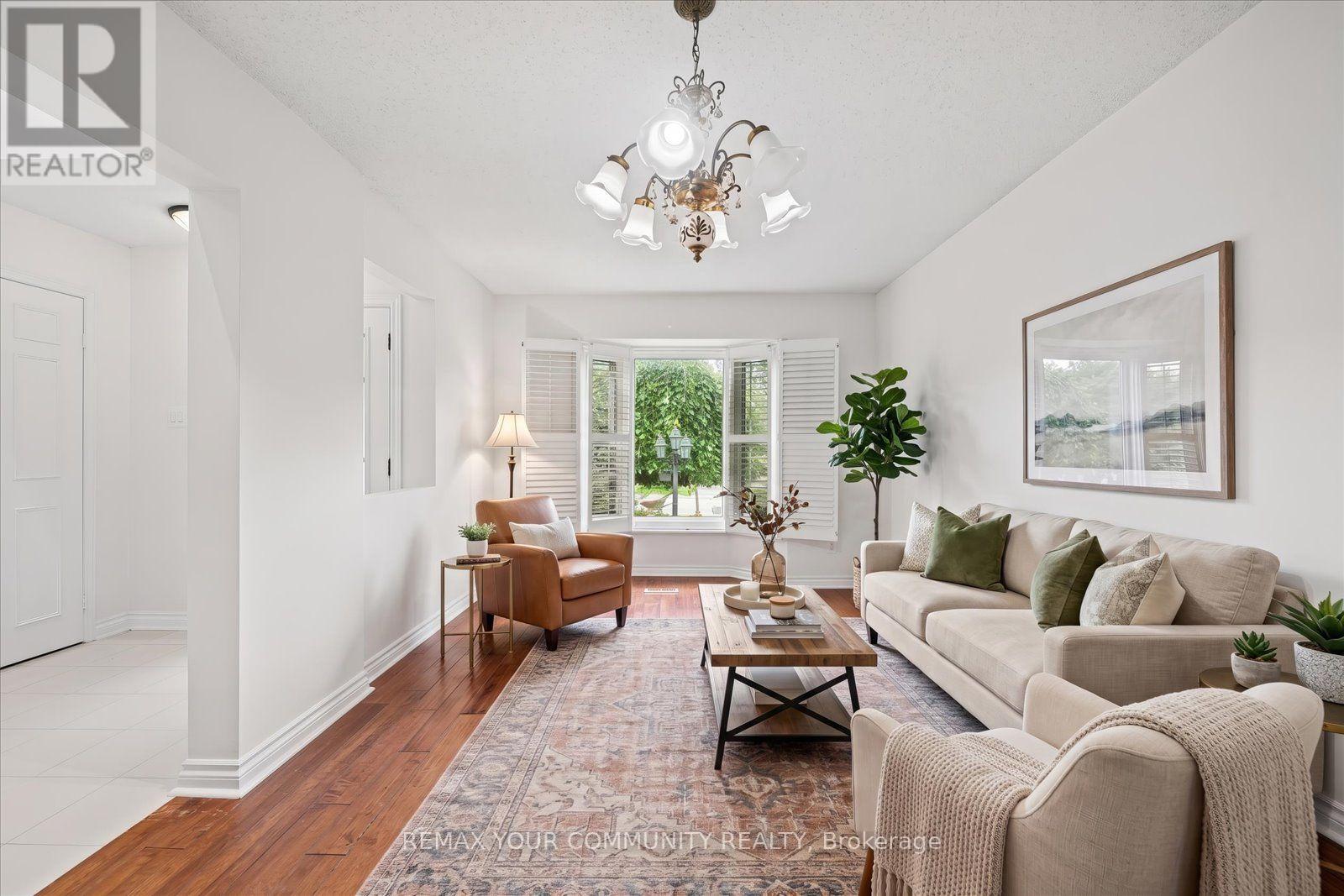 102 Edmund Seager Drive, Vaughan, Ontario L4J 4S8 - Photo 6 - N13757292