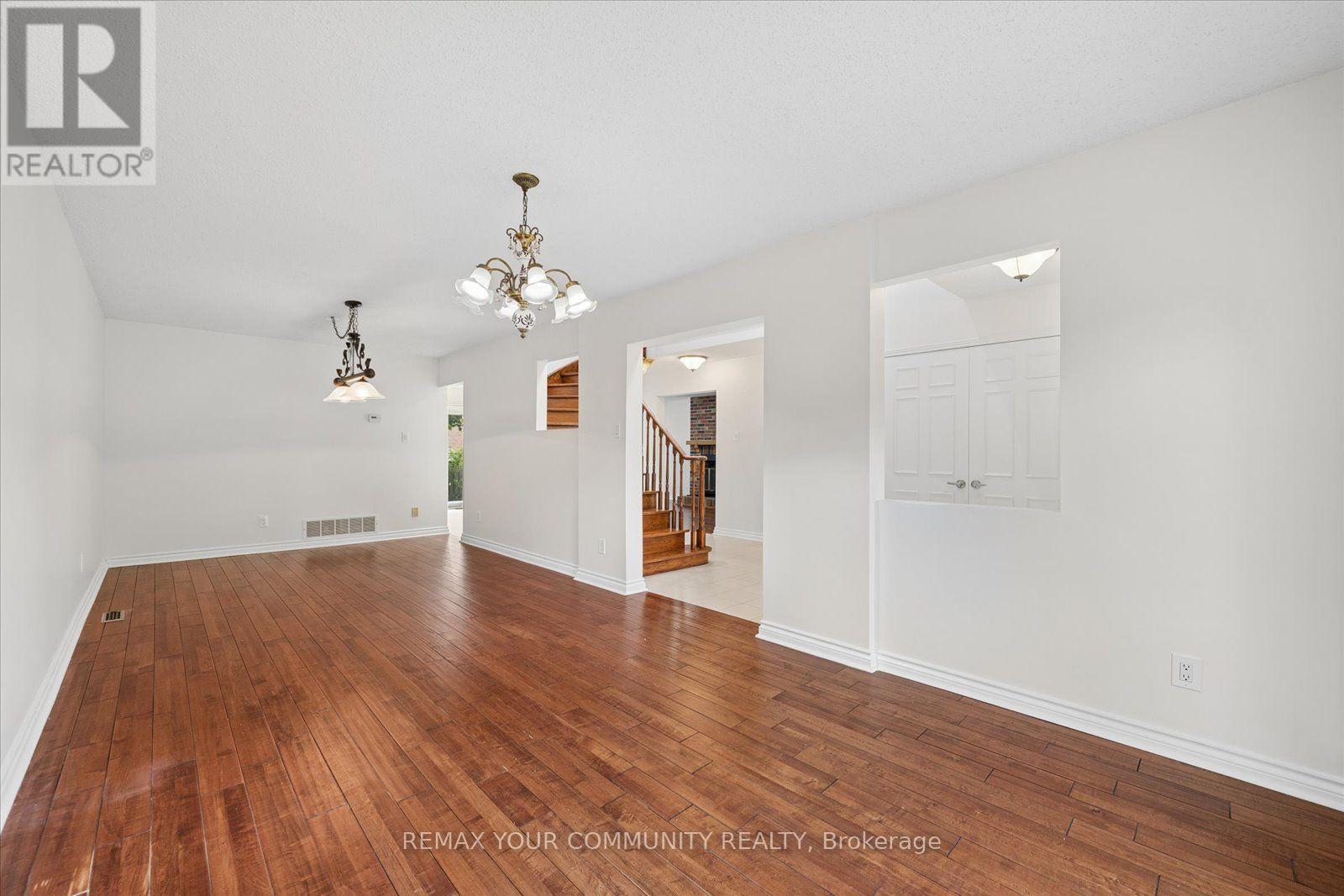 102 Edmund Seager Drive, Vaughan, Ontario L4J 4S8 - Photo 7 - N13757292