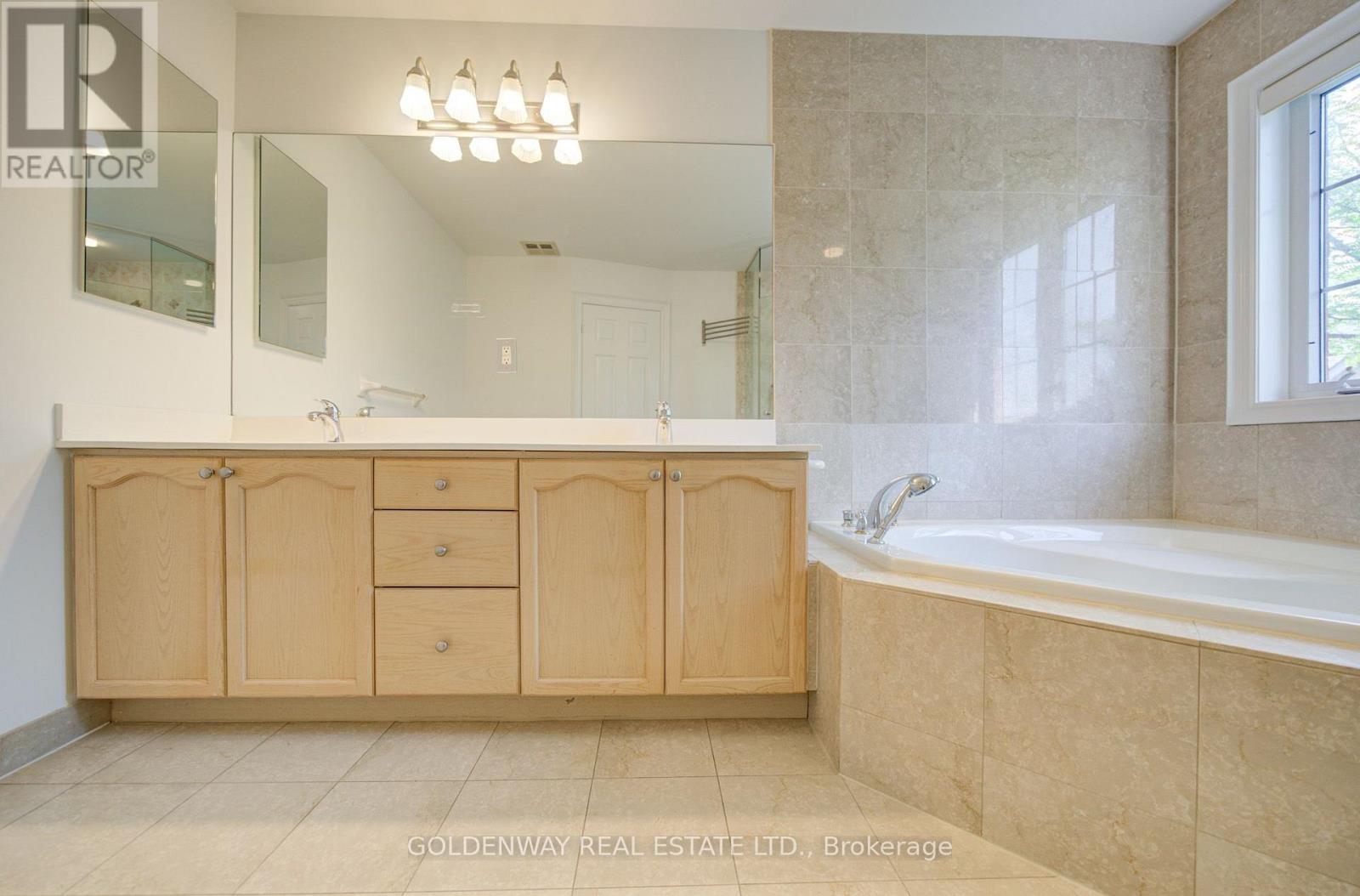 Th0034 - 155 Legends Way, Markham, Ontario  L3R 6A6 - Photo 33 - N13757350