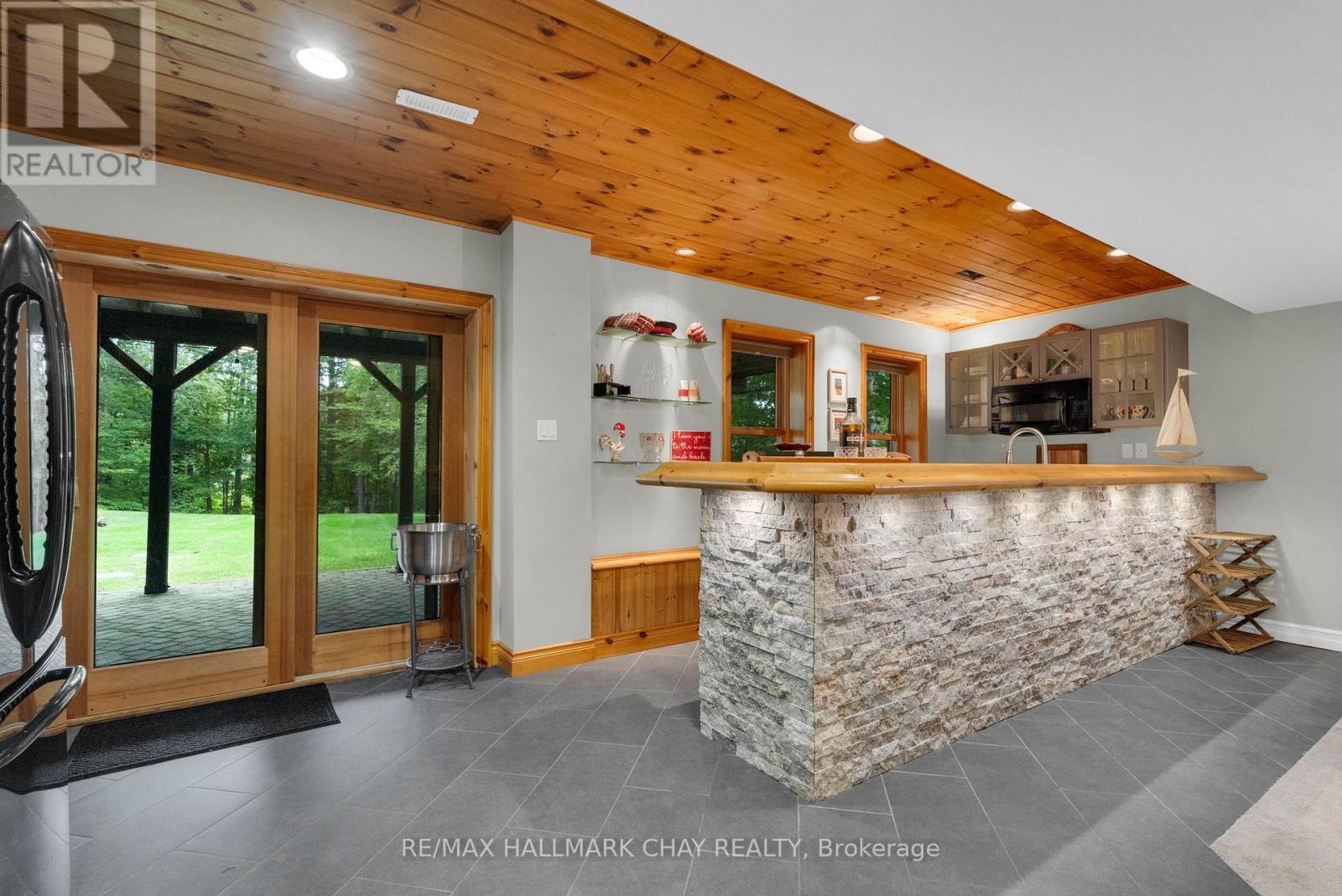 9 Bridle Path, Oro-Medonte (Horseshoe Valley), Ontario  L0L 2L0 - Photo 28 - S13757332