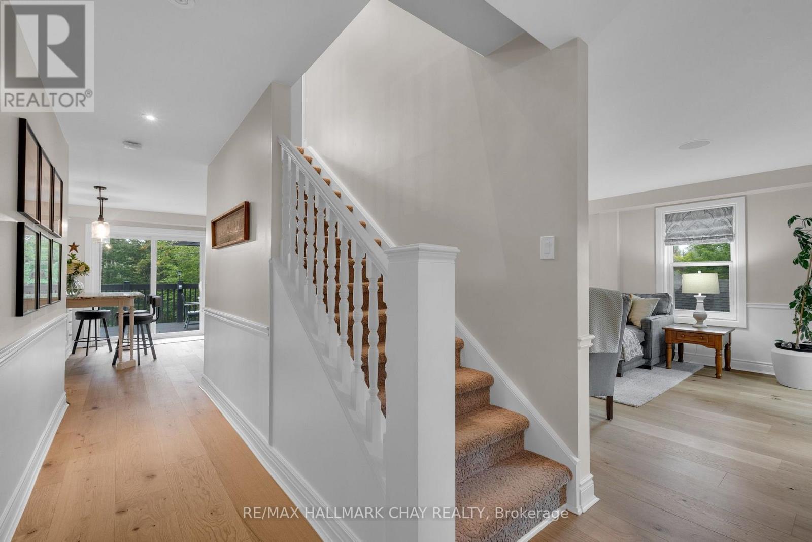 9 Bridle Path, Oro-Medonte (Horseshoe Valley), Ontario  L0L 2L0 - Photo 4 - S13757332