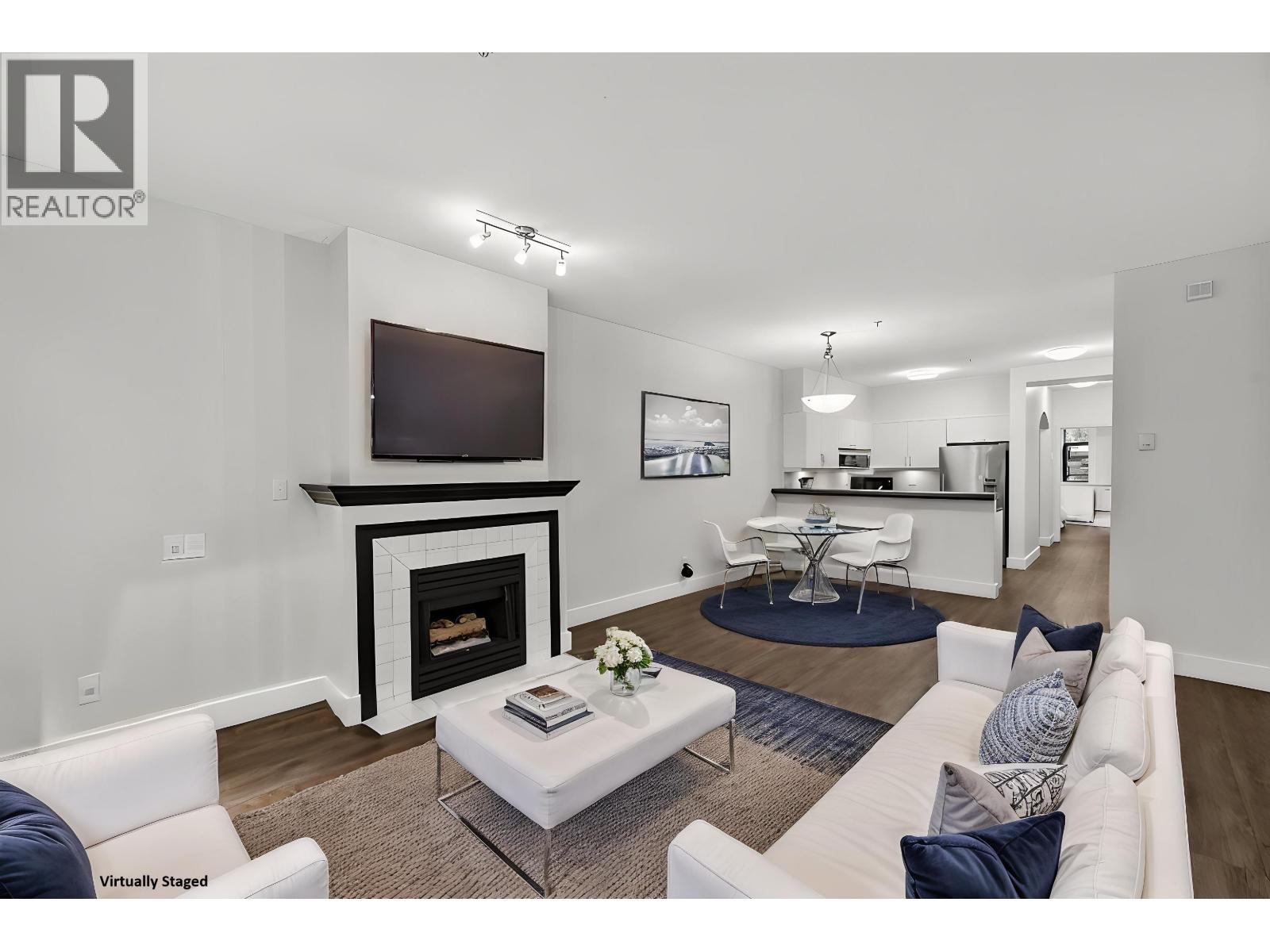 2 221 Ash Street, New Westminster, British Columbia  V3M 3M5 - Photo 2 - R3162383