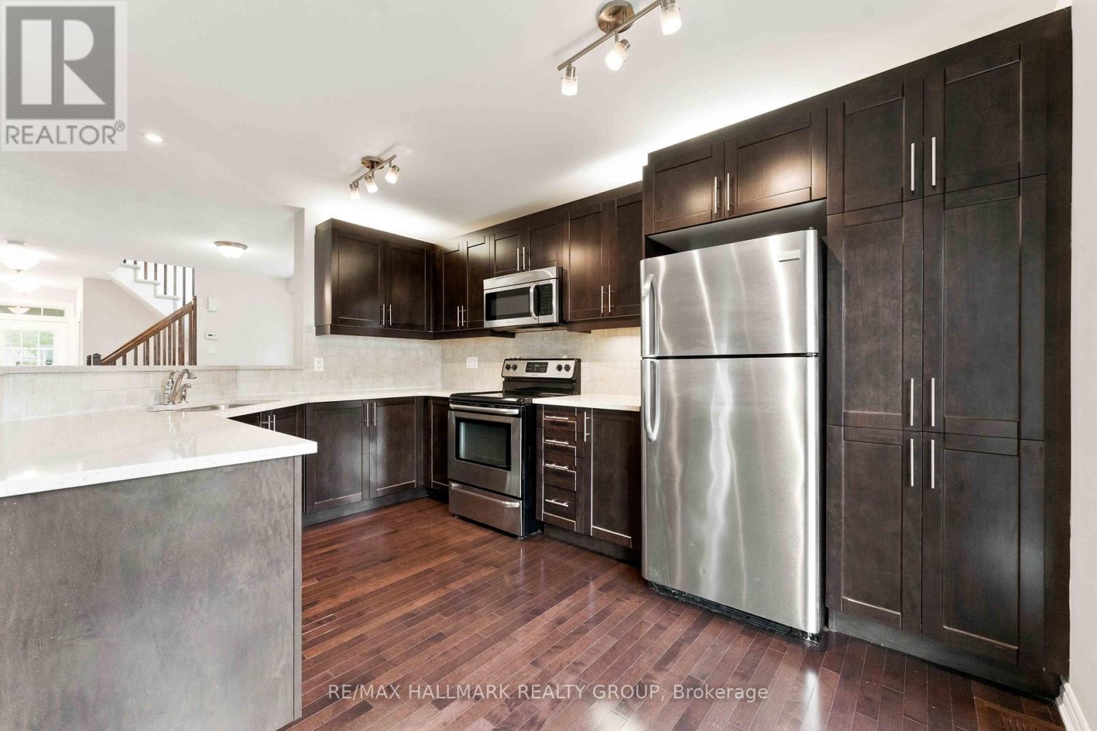 387 Sweet Grass Circle, Ottawa, Ontario  K2J 5W9 - Photo 6 - X13757322