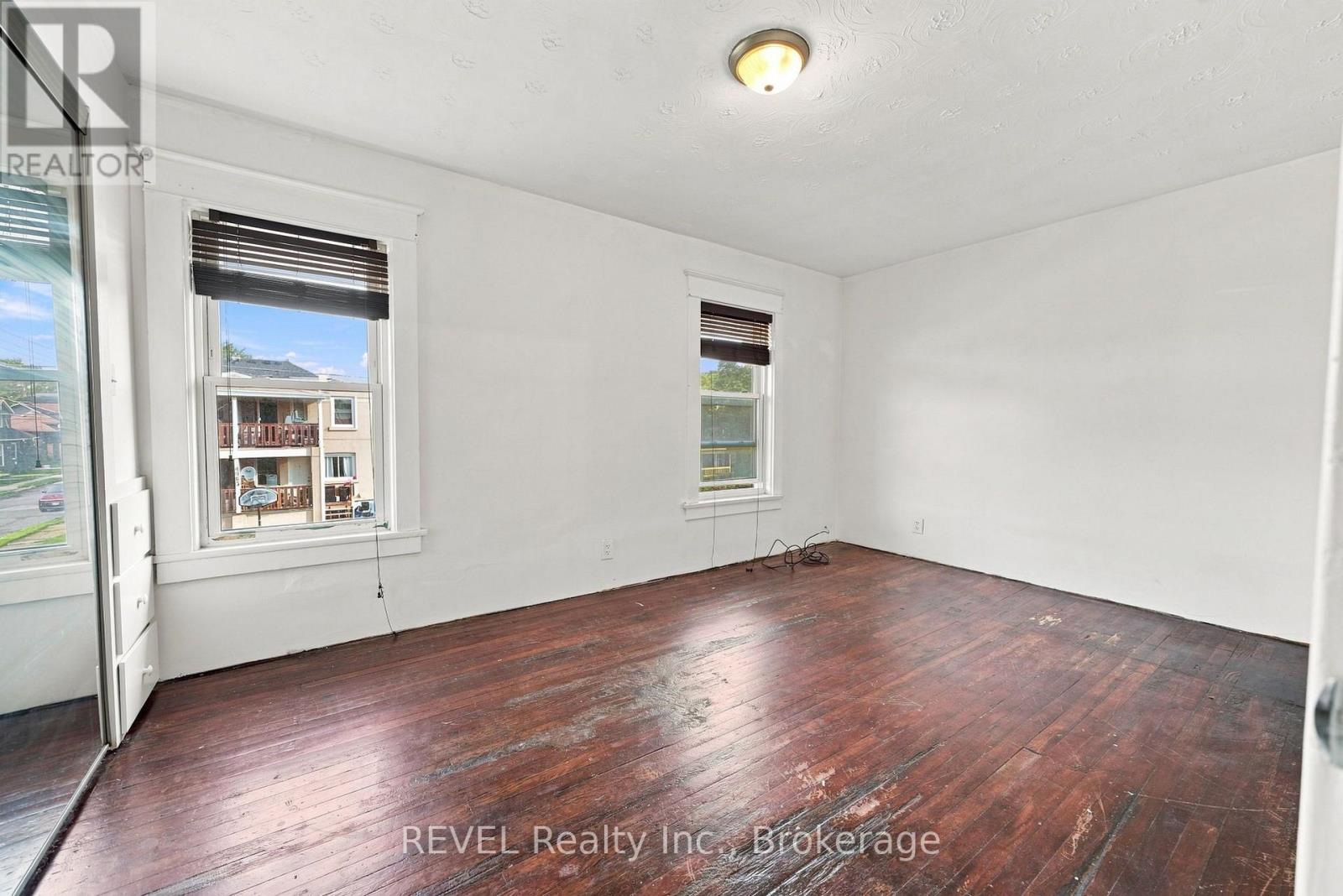 4960 Willmott Street, Niagara Falls, Ontario  L2E 1Z8 - Photo 14 - X13757340