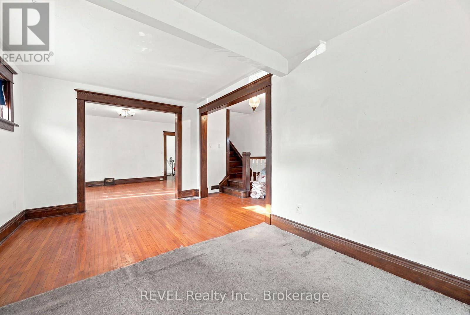 4960 Willmott Street, Niagara Falls, Ontario  L2E 1Z8 - Photo 7 - X13757340
