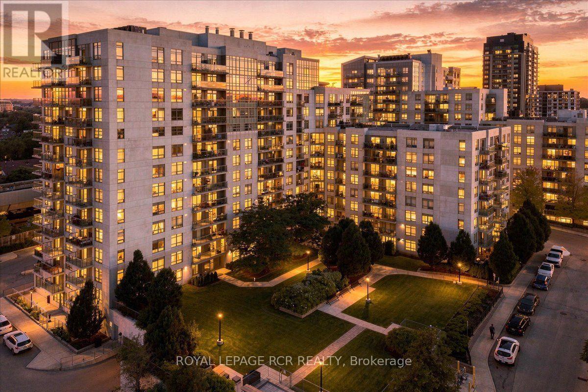908 - 812 LANSDOWNE AVENUE, Toronto, Ontario