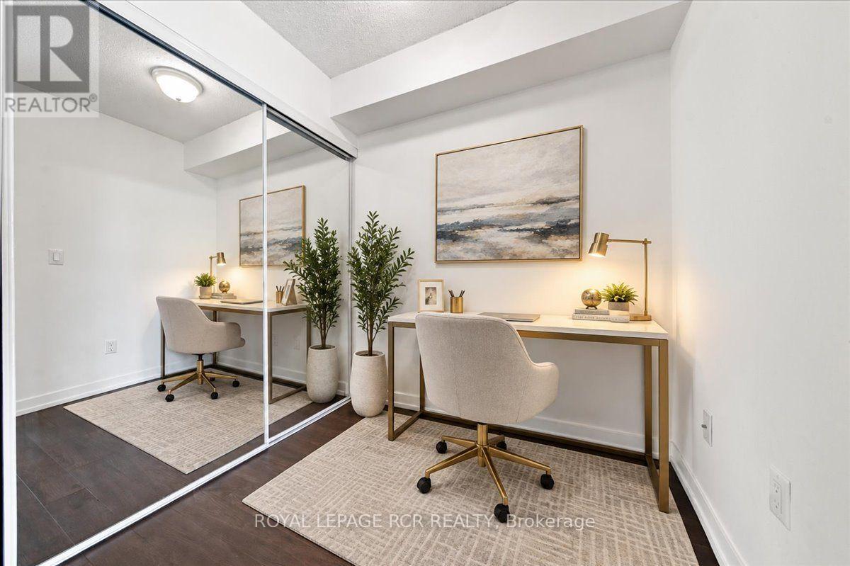 908 - 812 Lansdowne Avenue, Toronto, Ontario  M6H 4K5 - Photo 4 - W13757290