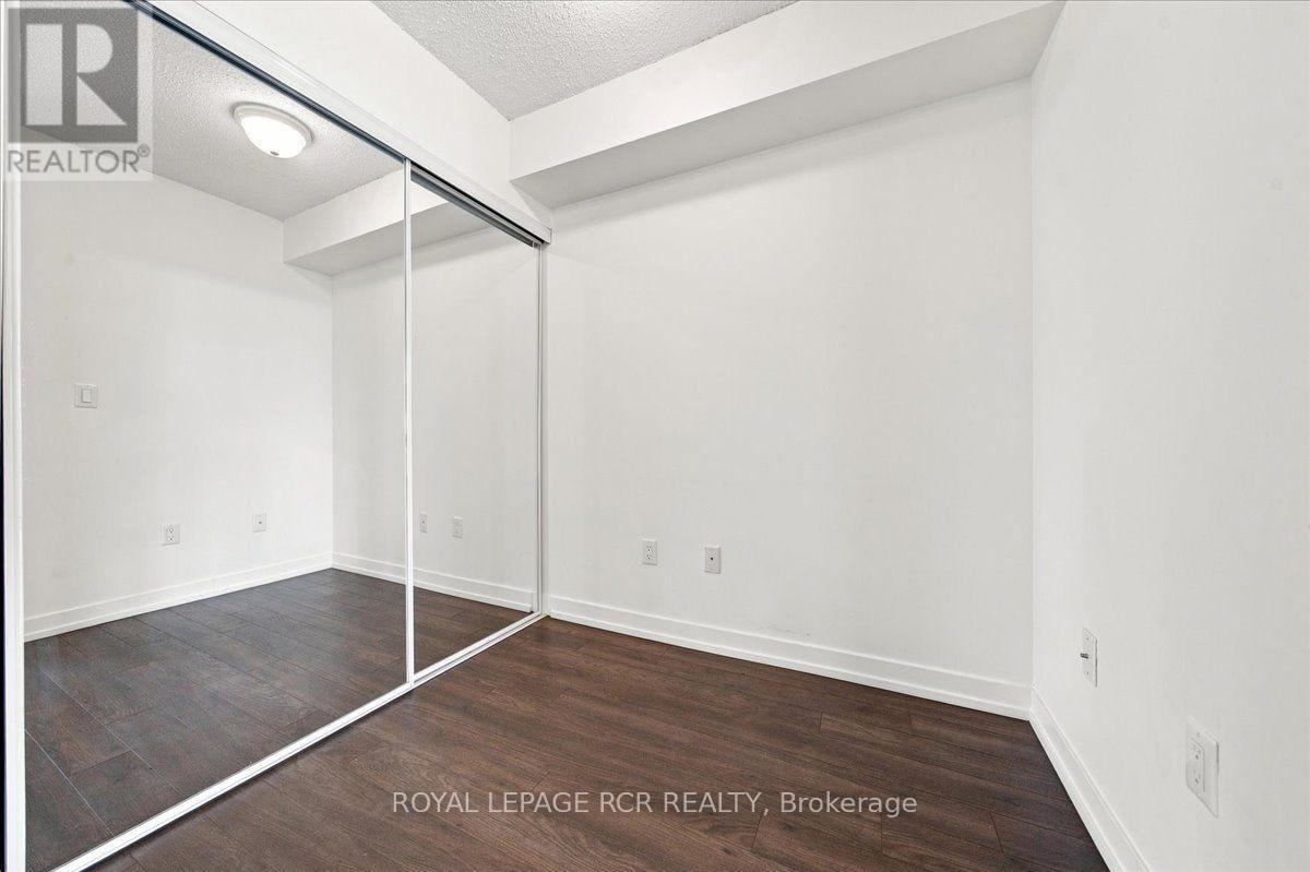 908 - 812 Lansdowne Avenue, Toronto, Ontario  M6H 4K5 - Photo 5 - W13757290