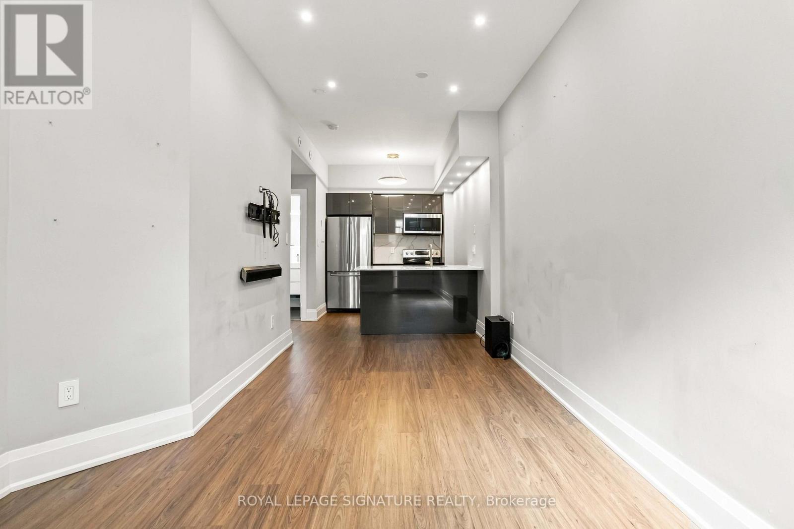 9 - 605 Shoreline Drive, Mississauga, Ontario  L5B 4K5 - Photo 7 - W13757294