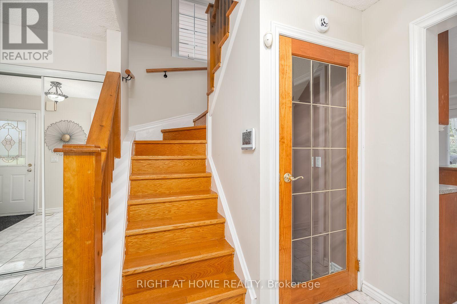 54 Niagara Place, Brampton, Ontario  L6S 4Y8 - Photo 17 - W13757310