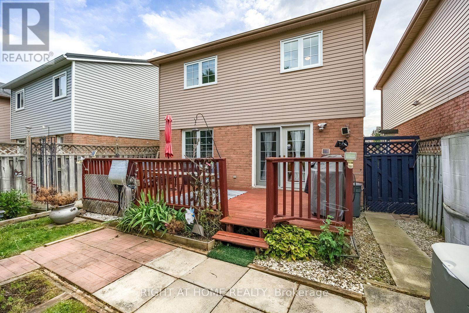 54 Niagara Place, Brampton, Ontario  L6S 4Y8 - Photo 46 - W13757310