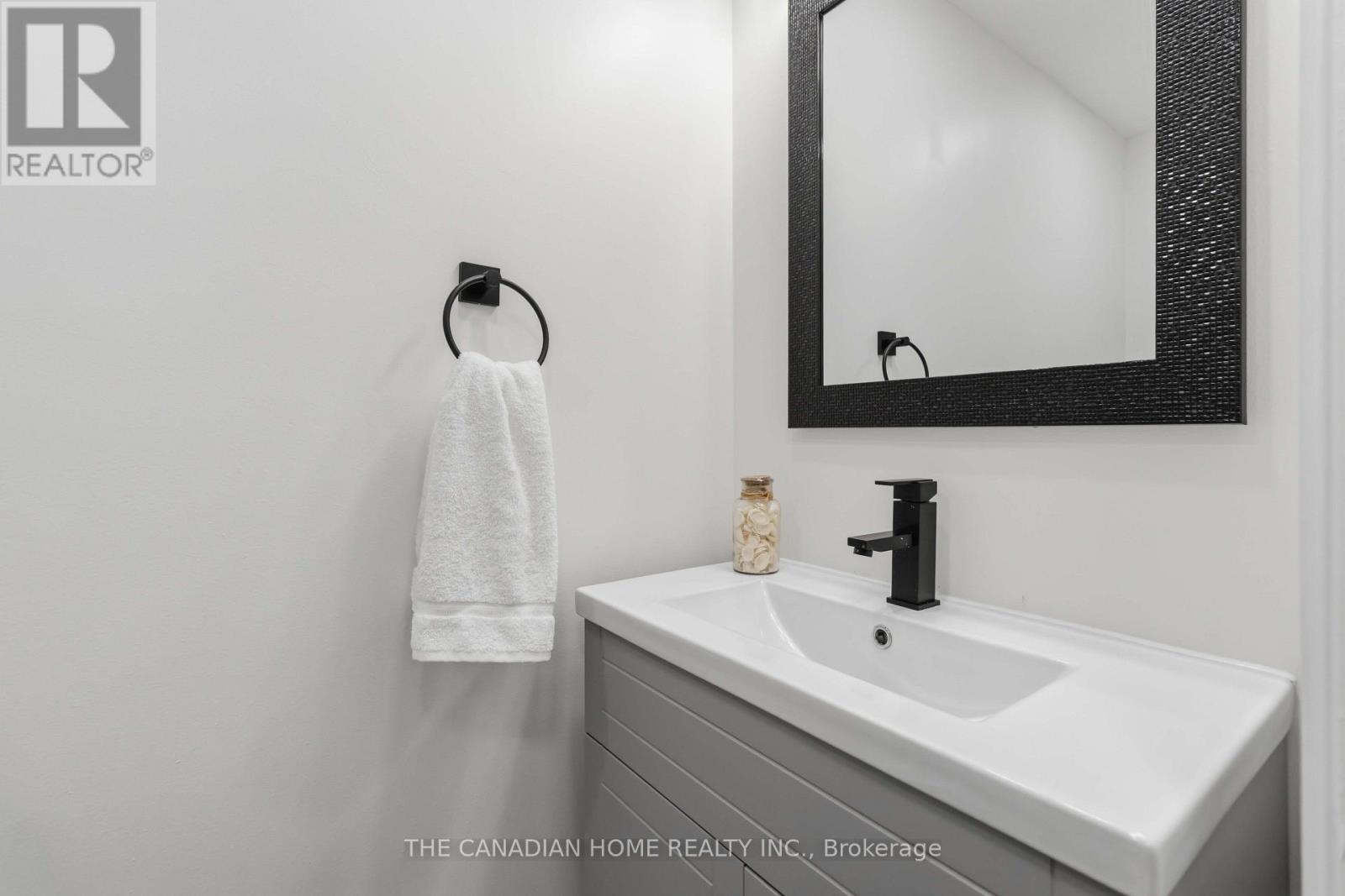 80 Flamingo Crescent, Brampton, Ontario  L6T 2G7 - Photo 14 - W13757320