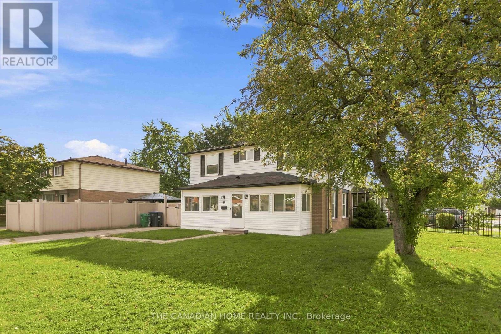 80 Flamingo Crescent, Brampton, Ontario  L6T 2G7 - Photo 3 - W13757320